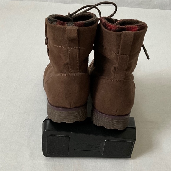 NWOB ROCK & CANDY Tavin Ankle Boots Brown Size 9.5 - Picture 5 of 12